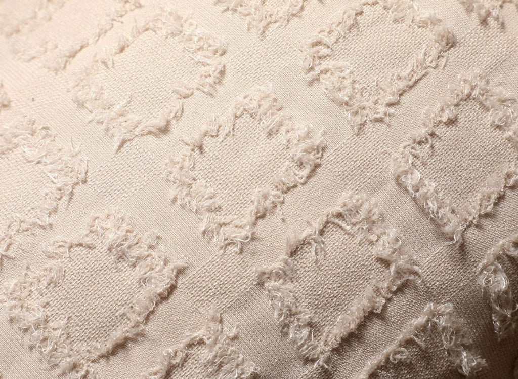 Coussin beige à formes carrées texturées 45x45 cm ELVIO