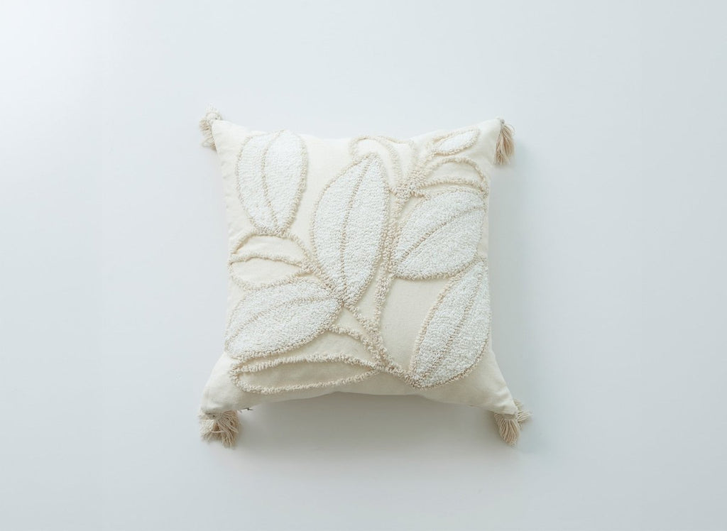 Coussin beige à motif floral 45x45 cm ALESIA