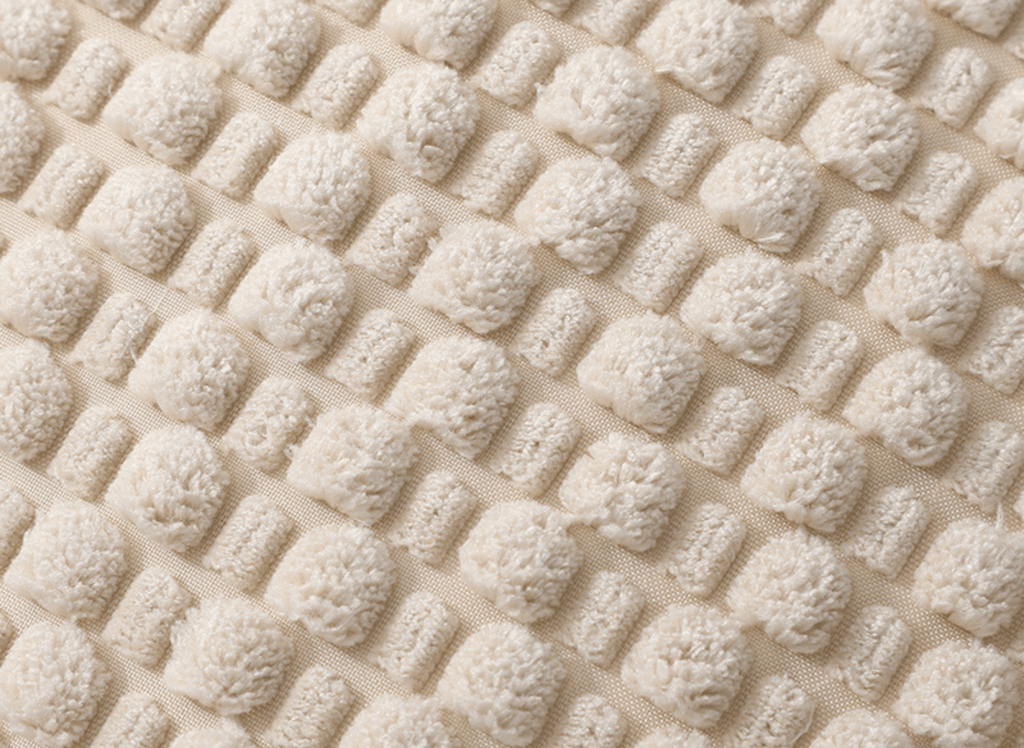 Coussin beige en tissu texturé doux 45x45 cm DUNE