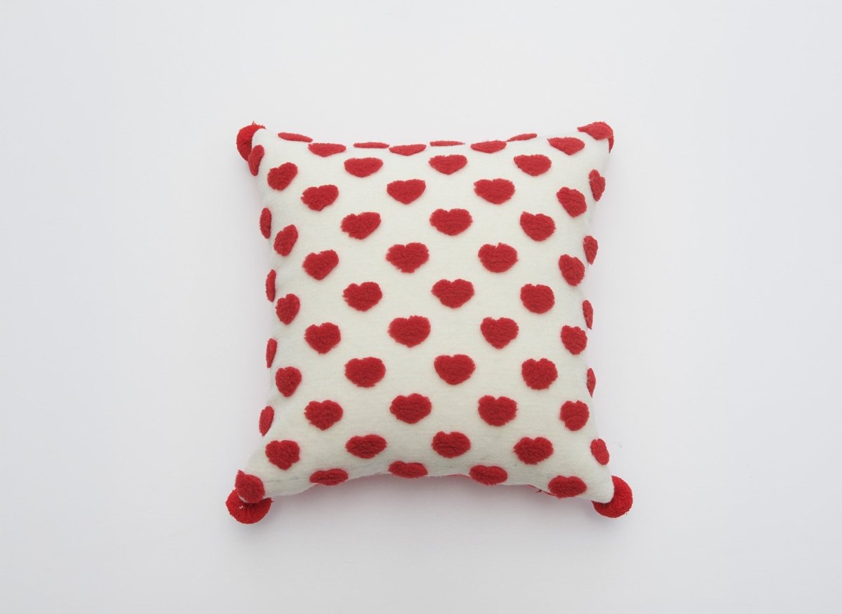 Coussin blanc à coeur rouge 45x45 cm SADEN