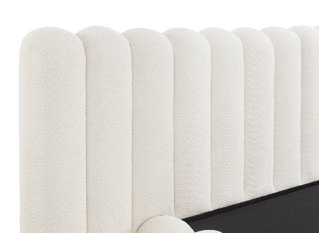 Lit coffre en tissu bouclette beige 180x200 cm GRETA