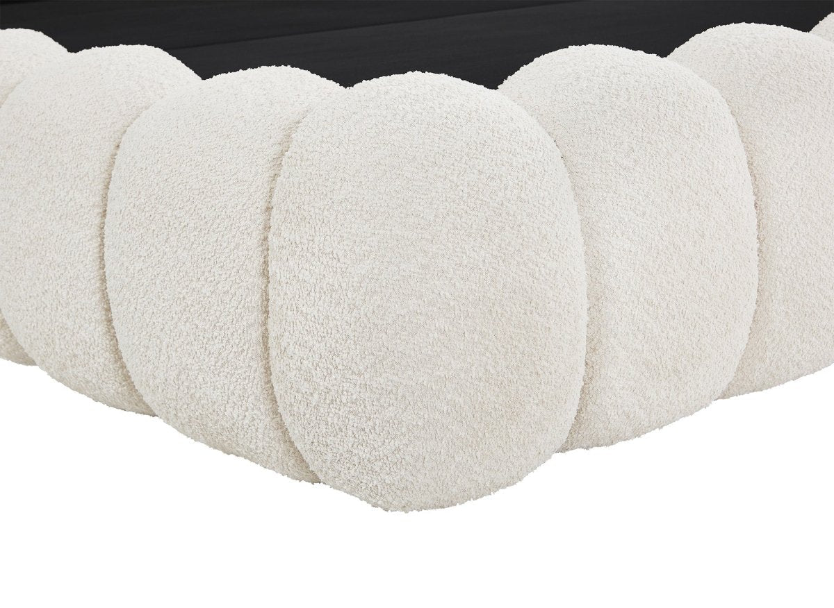 Lit coffre en tissu bouclette beige 160x200 cm GRETA