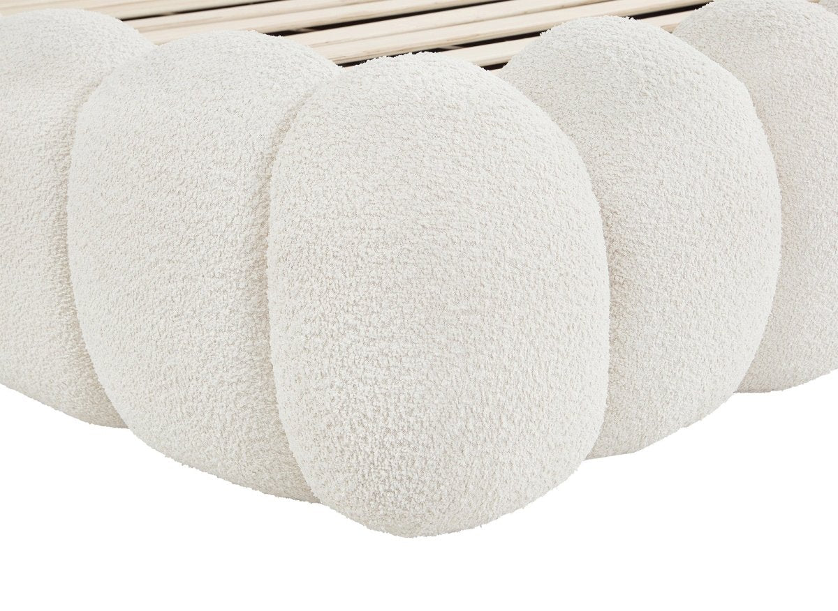 Lit double en tissu bouclette beige 180x200 cm GRETA