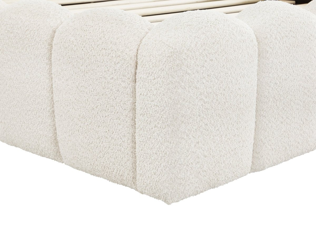 Lit double en tissu bouclette beige 180x200 cm RITA