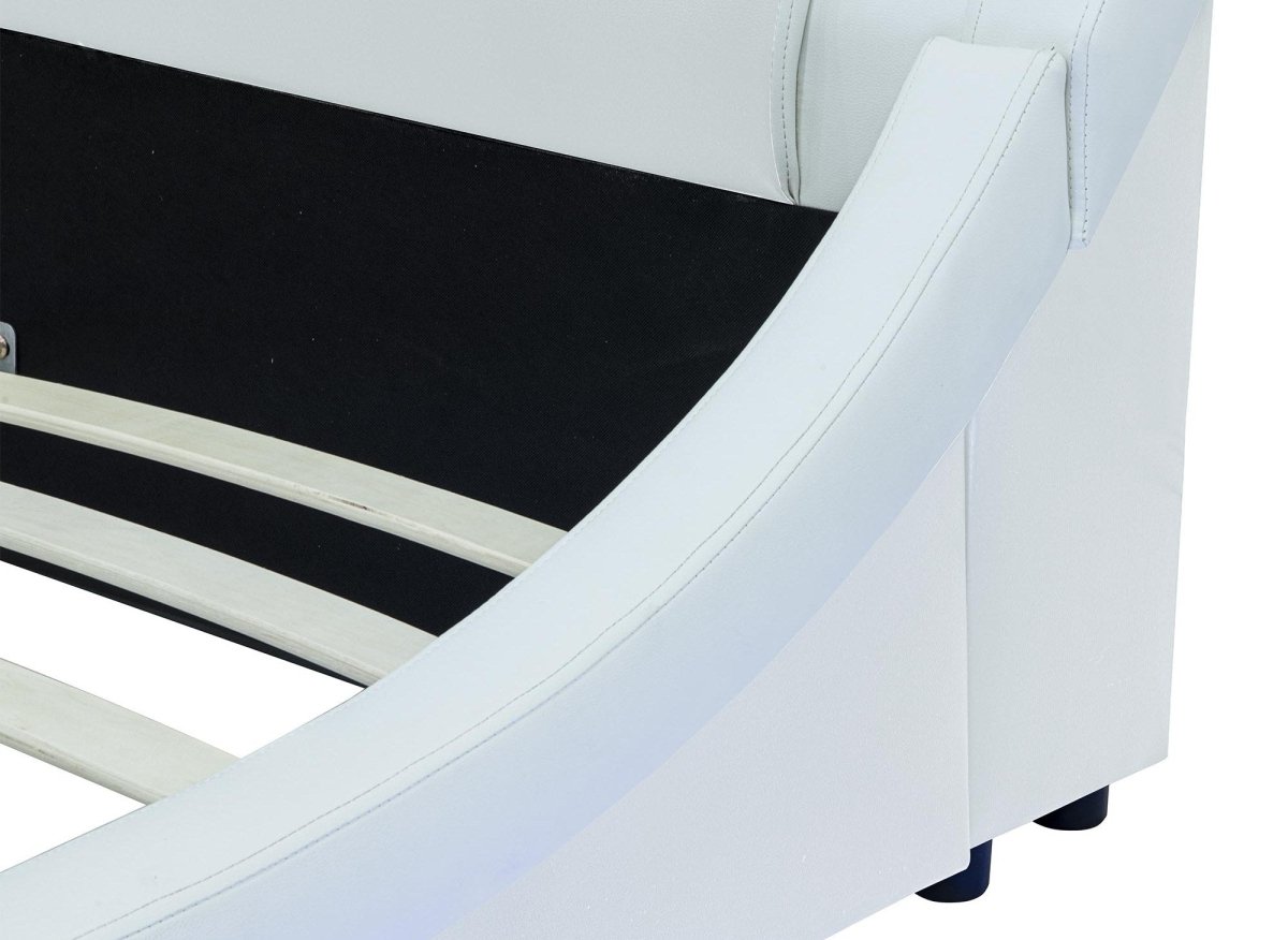 Lit en simili cuir blanc avec LED 140x190 cm ZEDA