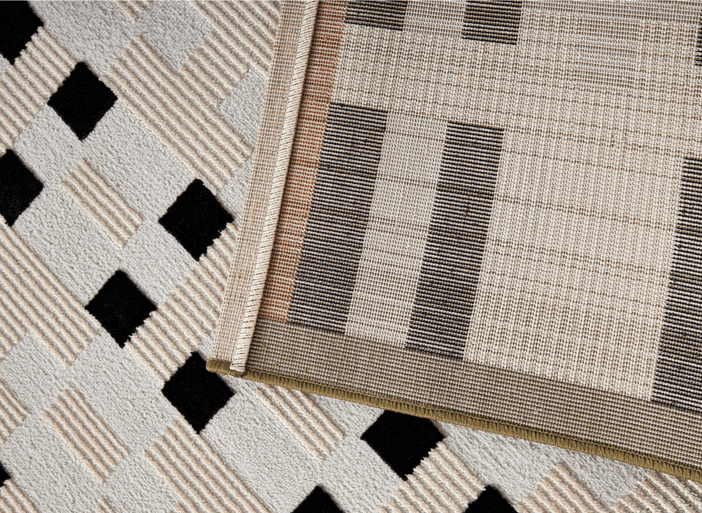 Tapis blanc à motifs noirs, verts et orange 160 x 230 cm ELINN